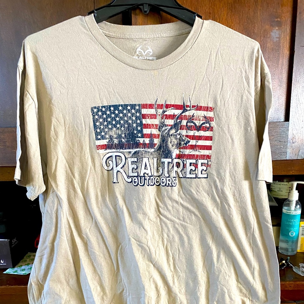 Real tree 2xl t shirt